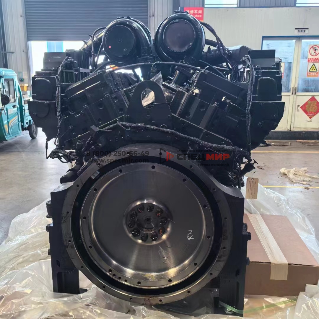 Двигатель в сборе Cummins QST30 4
