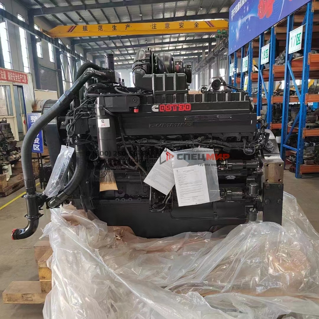Двигатель в сборе Cummins QST30 2